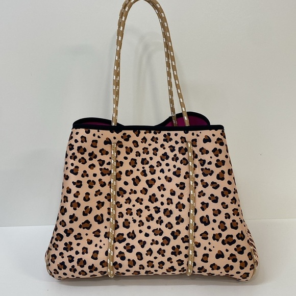 Taylor Gray Kimberly Tote Leopard Print/Pink - Picture 2 of 12